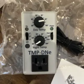 Hydrofarm 638104013895 Tmp Dne Tempature Controller With Photocell For Day/night Operation #2